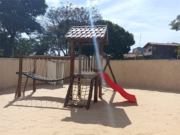 Foto REO1122496