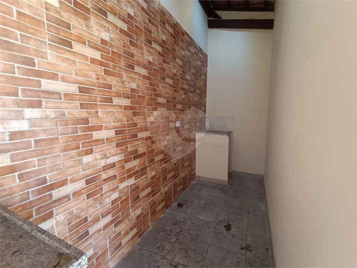 Foto REO1122521