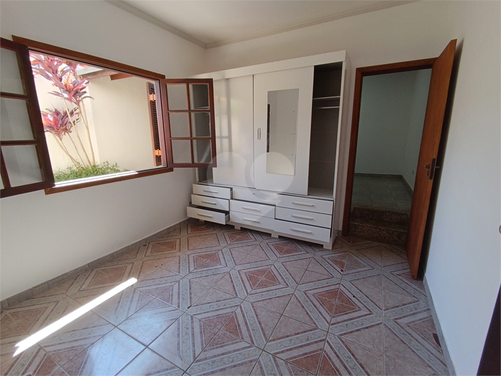 Foto REO1122521