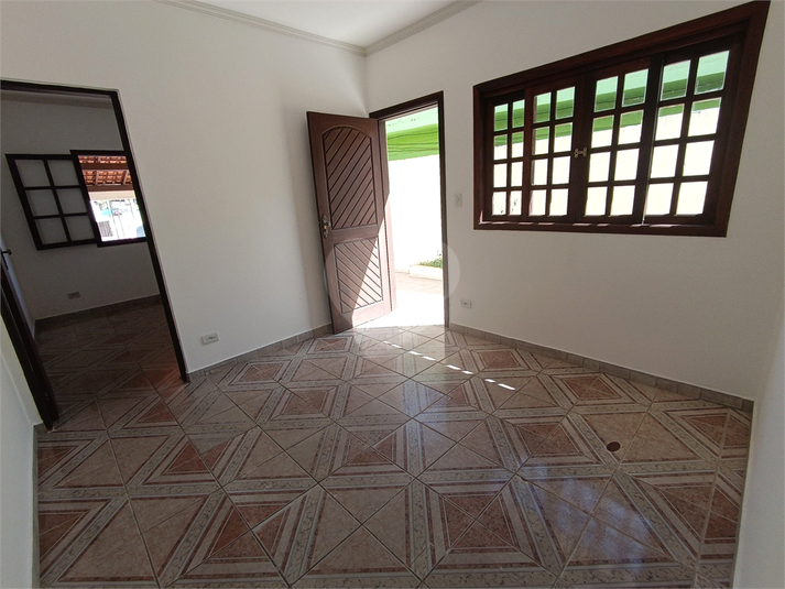 Foto REO1122521