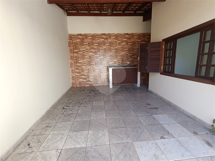 Foto REO1122521