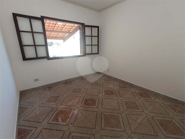 Foto REO1122521