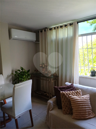Foto REO1122541