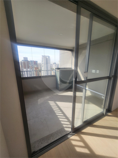 Foto REO1122546