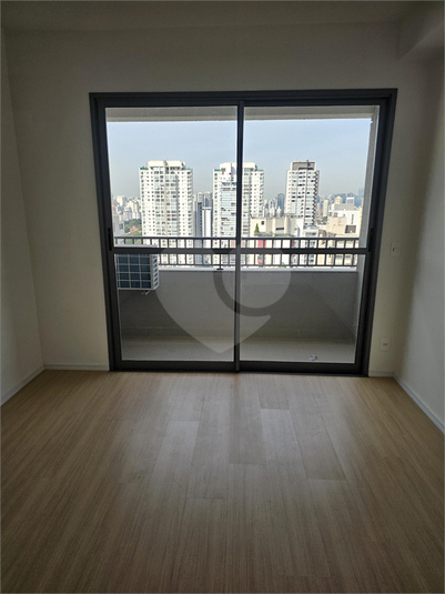 Foto REO1122553