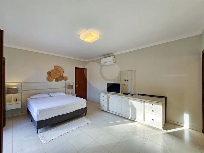 Foto REO1122558