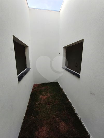 Foto REO1122561