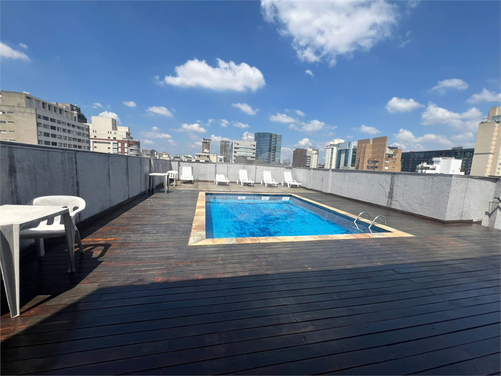 Foto REO1122564