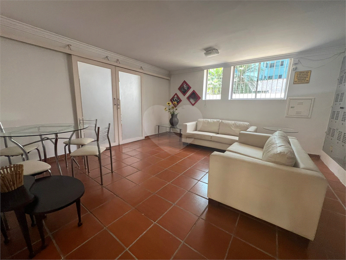 Foto REO1122564