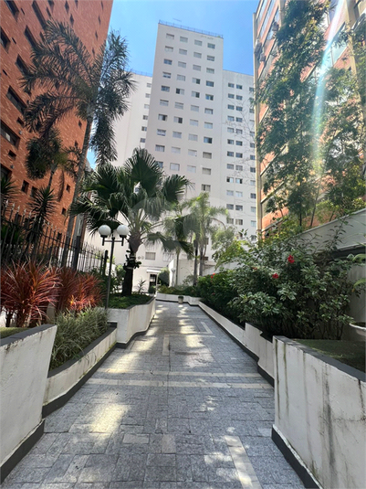 Foto REO1122571