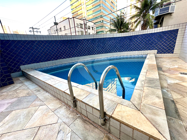 Foto REO1122574