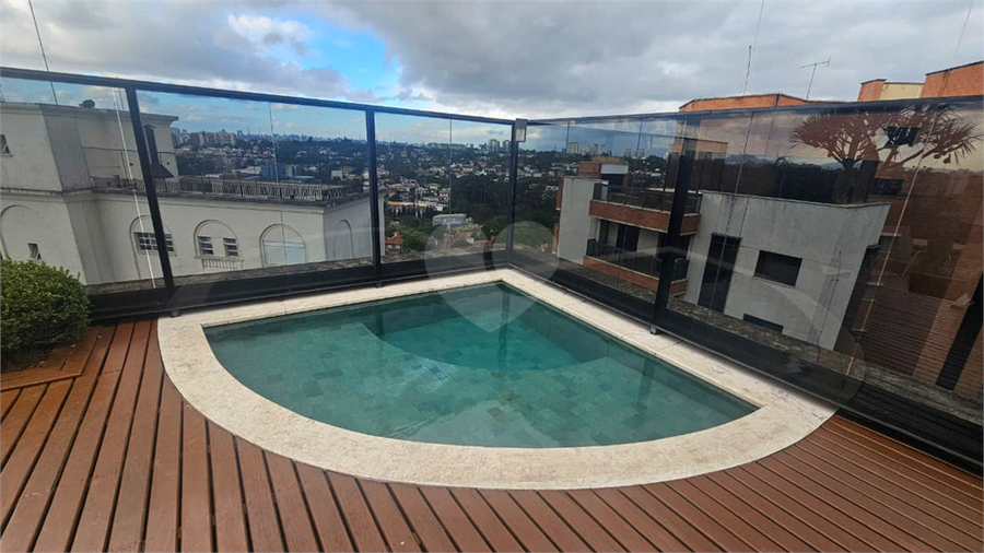 Foto REO1122576