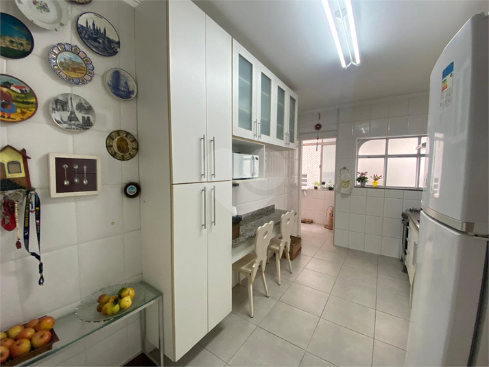 Foto REO1122583
