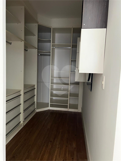 Foto REO1122586