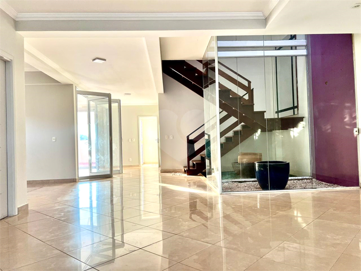 Foto REO1122586