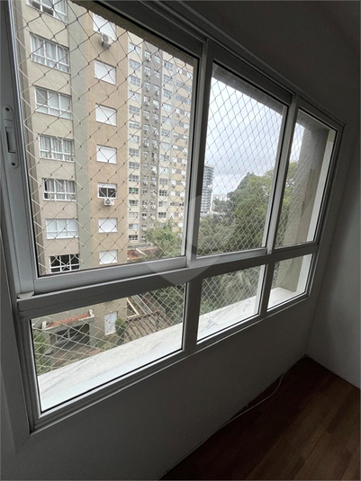 Foto REO1122596