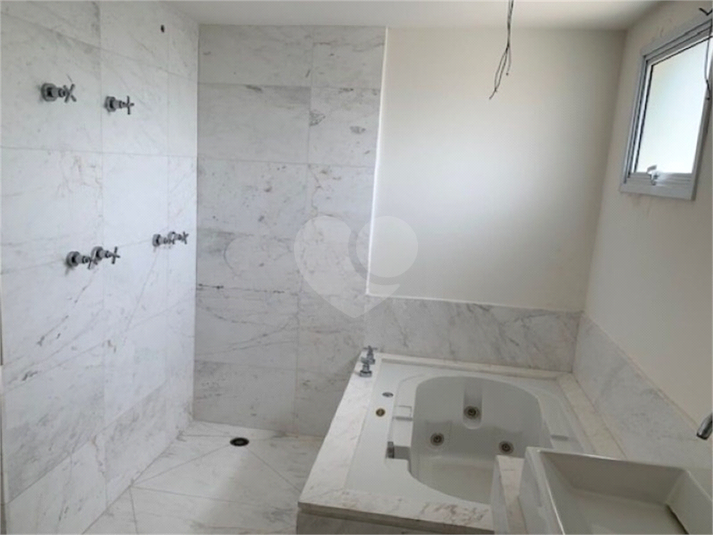 Foto REO1122598