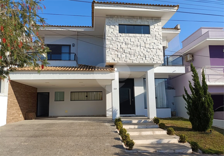 Foto REO1122604