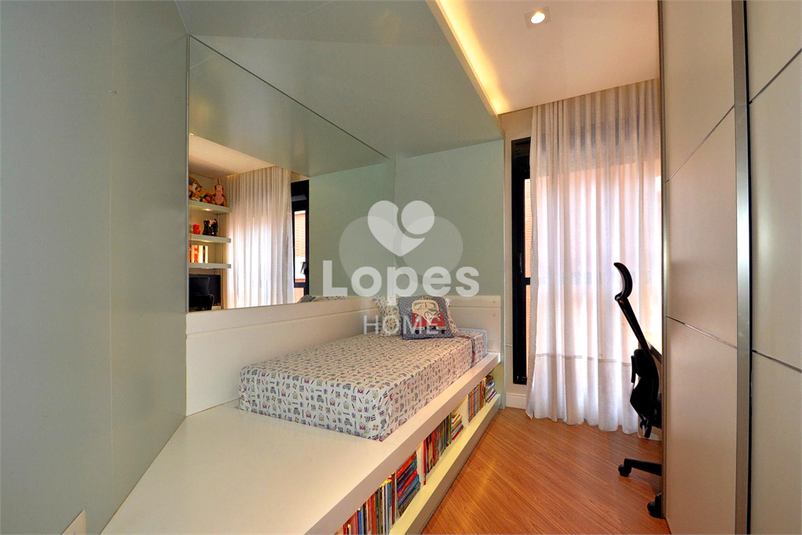 Foto REO1122606