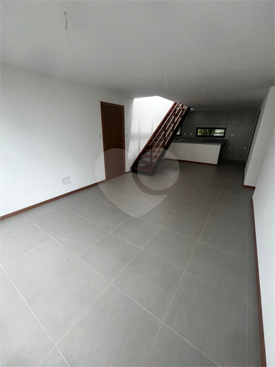 Foto REO1122611