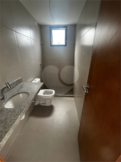 Foto REO1122611