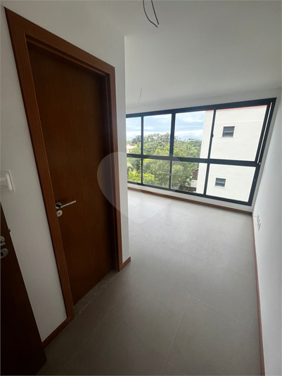 Foto REO1122611