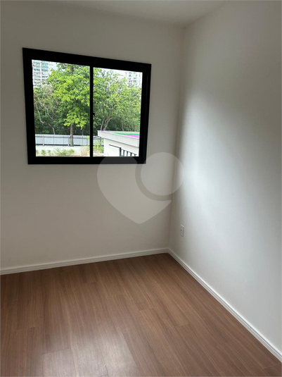 Foto REO1122624
