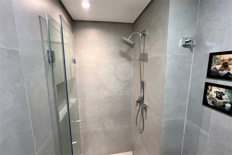 Foto REO1122628