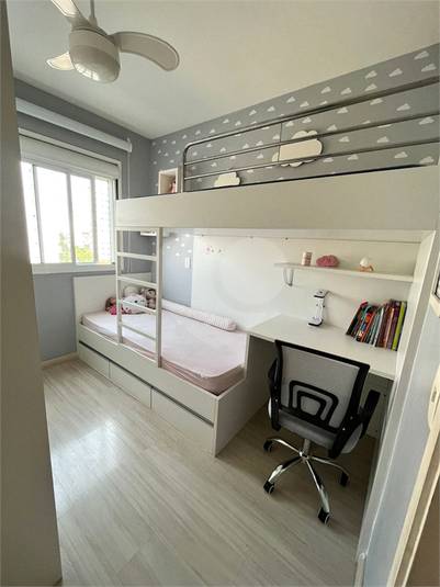 Foto REO1122635