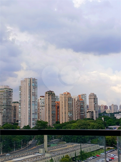 Foto REO1122639