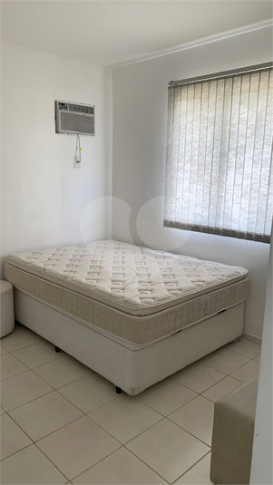 Foto REO1122644