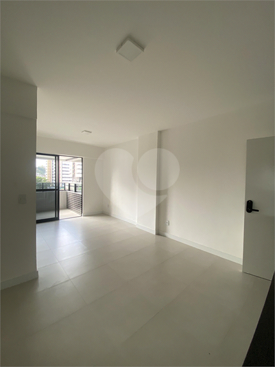 Foto REO1122646
