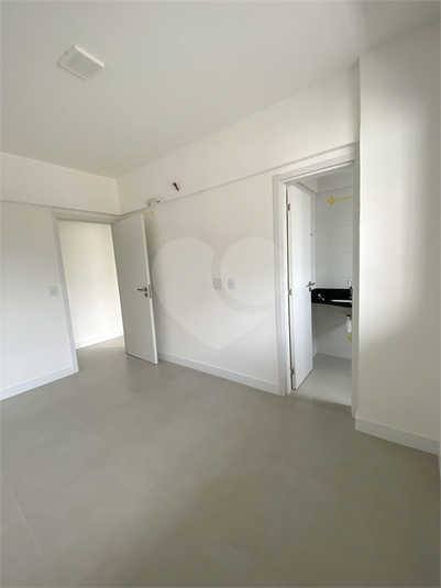 Foto REO1122646