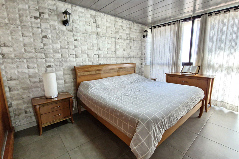 Foto REO1122649