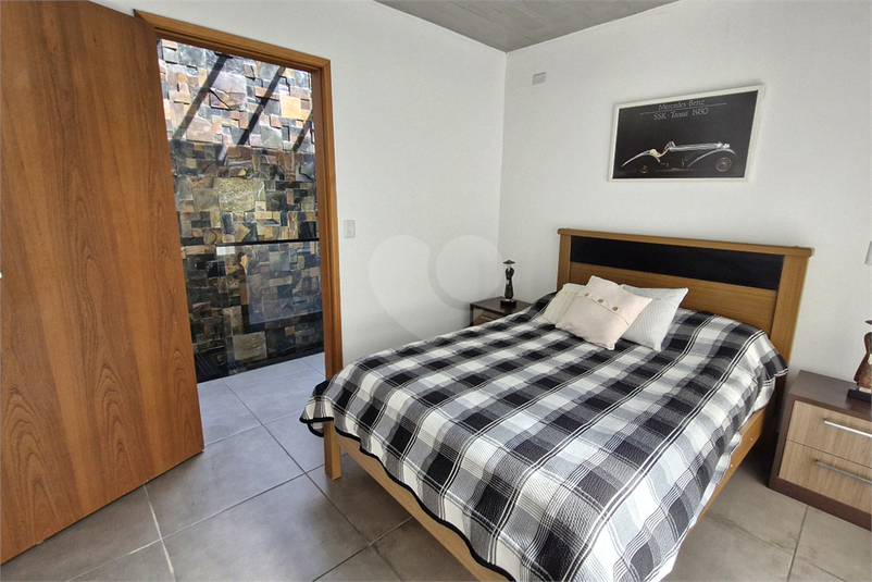 Foto REO1122649