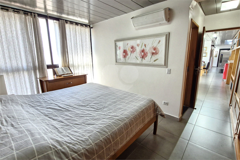 Foto REO1122649