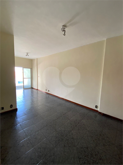 Foto REO1122654