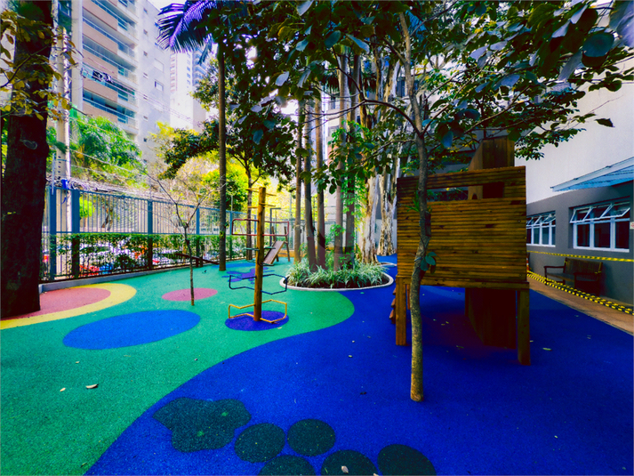 Foto REO1122659