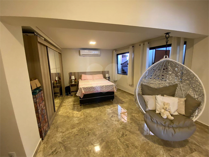 Foto REO1122664