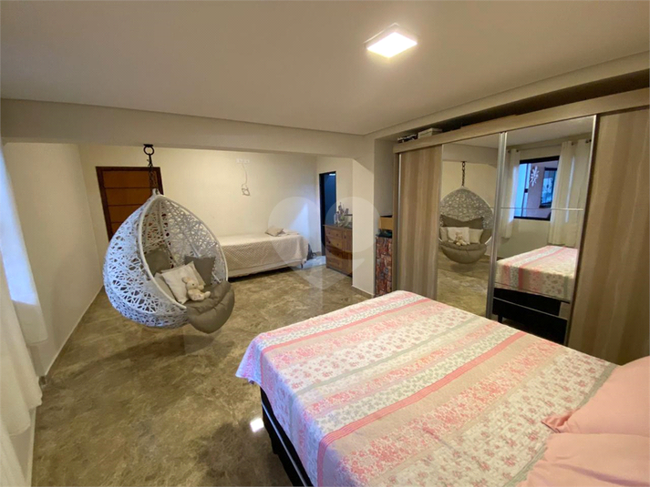 Foto REO1122664