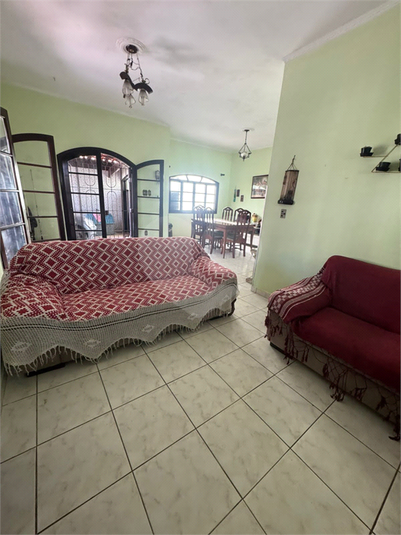 Foto REO1122678