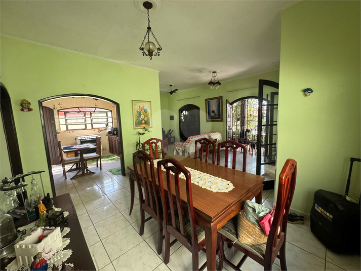 Foto REO1122678