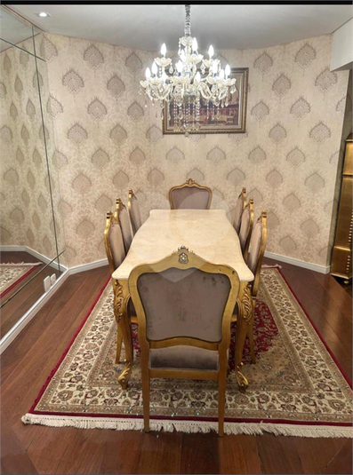 Foto REO1122695