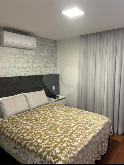 Foto REO1122695