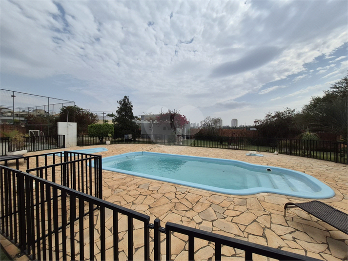 Foto REO1122705