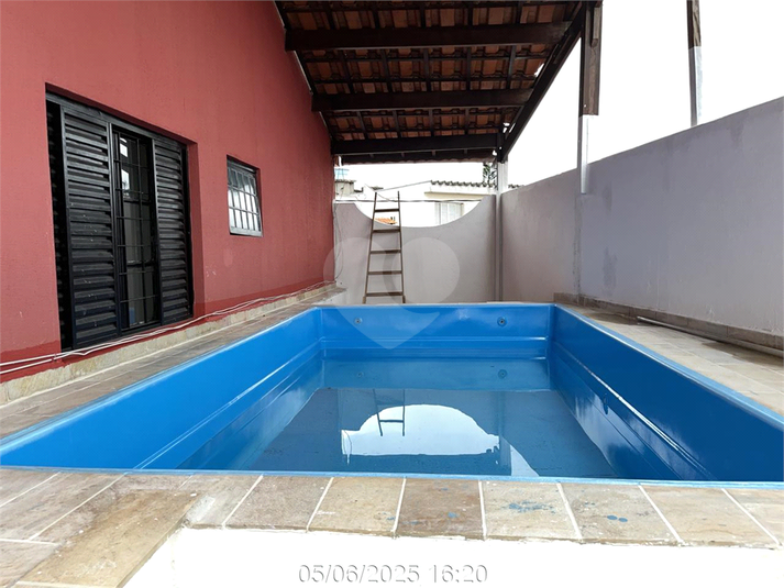 Foto REO1122709