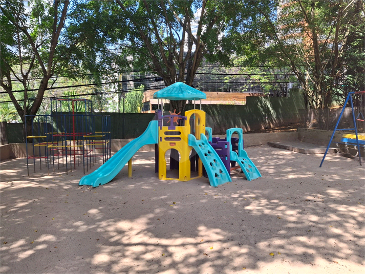 Foto REO1122711