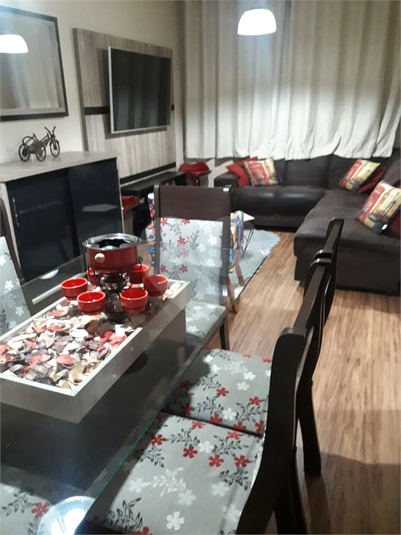 Foto REO1122715