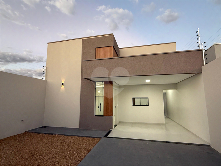 Foto REO1122761