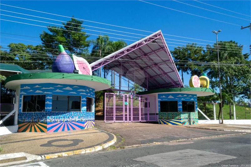 Foto REO1122762